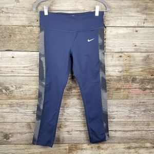 Nike Women's dri fit capris pants M